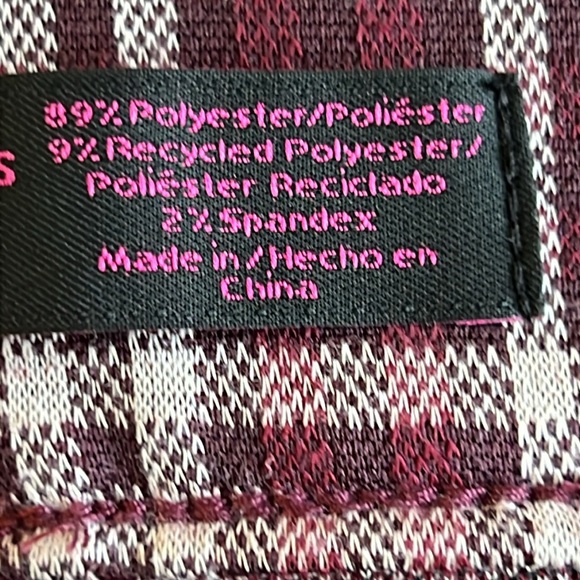 No Boundaries Burgundy and Tan Plaid Elastic Waist Leggings - Picture 8 of 8